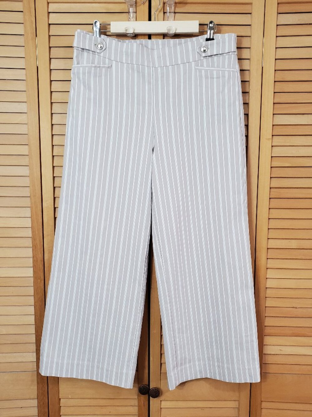 Chico's So Slimming Brigitte Side Tab Wide Leg Crop Pants 2 (12)
